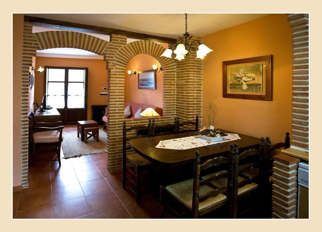 カリオン・デ・ロス・コンデスCasa Tia Paulaアパートメント 部屋 写真